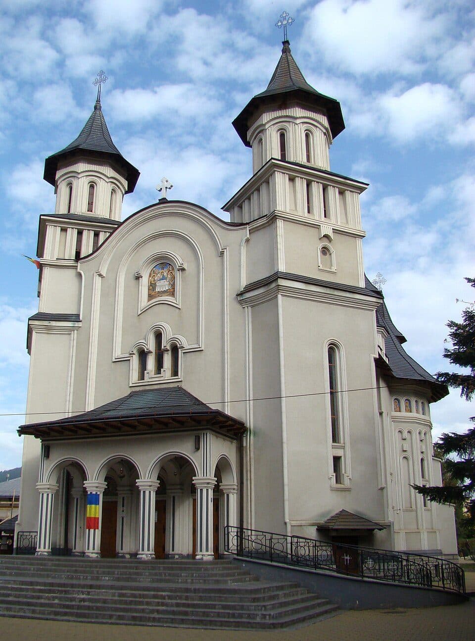 Vatra Dornei – Vârful Runc – Vârful Suhardu Mare – Vârful Omu (blue stripe)