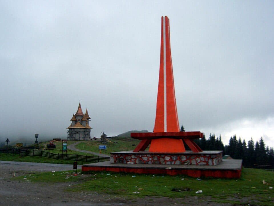 Pasul Prislop - Vf. Prislopul Cataramei - Vf. Toroiaga