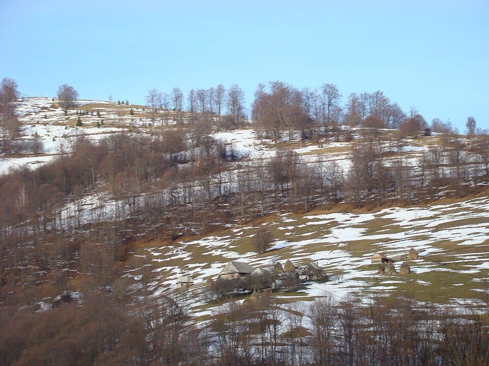 Valea Drăganului - Piatra Bănișorului - Baza de Salvare Vlădeasa