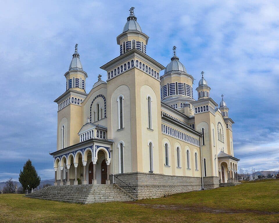 Valea Drăganului - Piatra Bănișorului - Baza de Salvare Vlădeasa