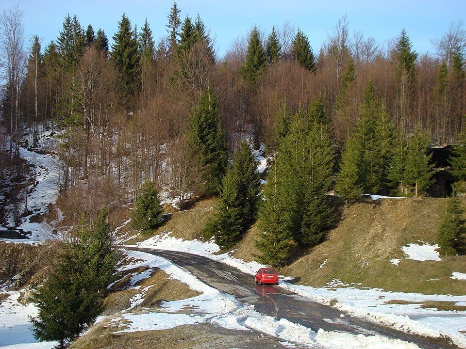 Valea Drăganului - Piatra Bănișorului - Baza de Salvare Vlădeasa