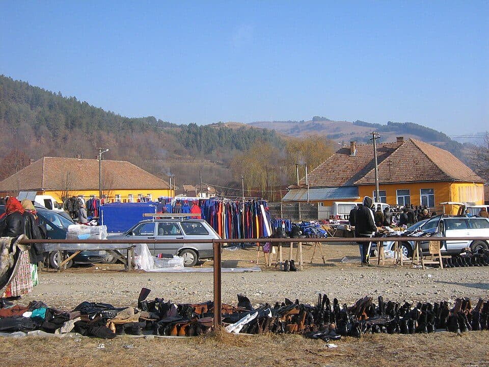 Sălciua de Jos - Peștera Poarta Zmeilor - Izvoarele
