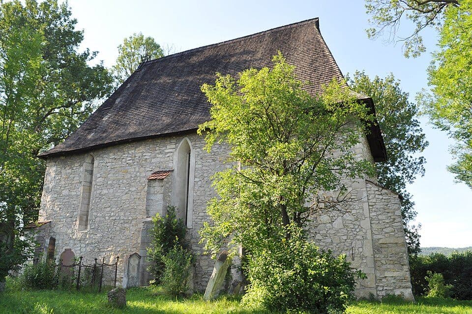 Via Mariae M01-46 Petrindu-Macău