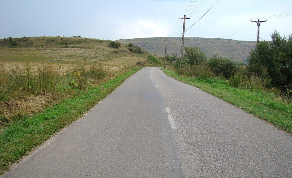 Via Mariae M01-46 Petrindu-Macău
