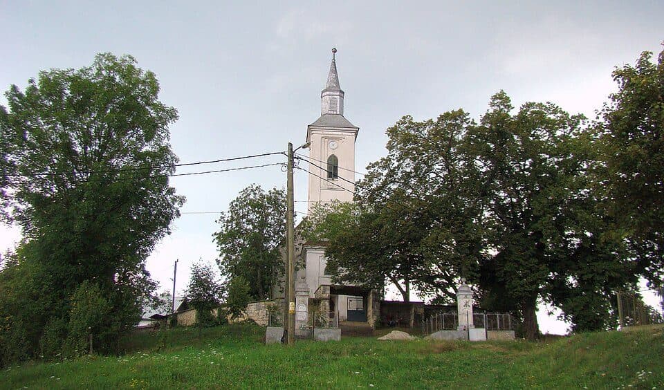 Via Mariae M01-46 Petrindu-Macău