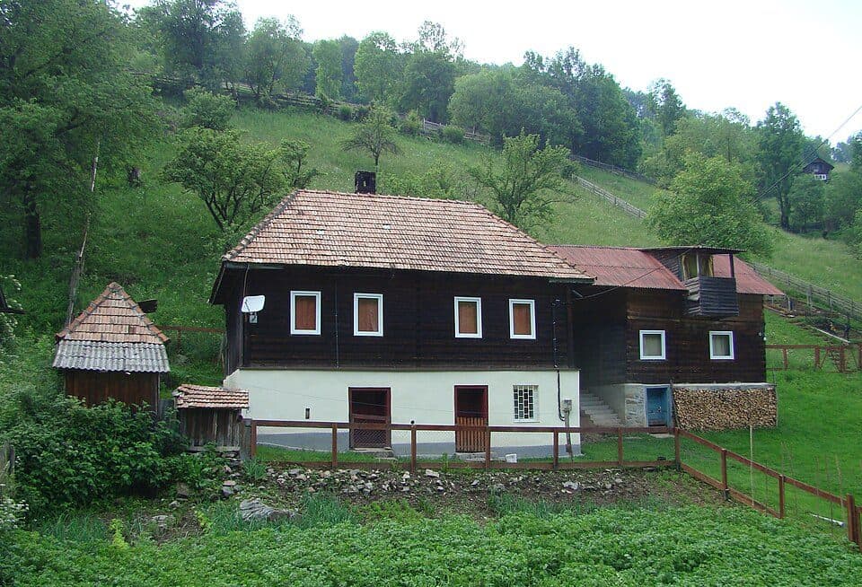La Cruce - sat Băișoara