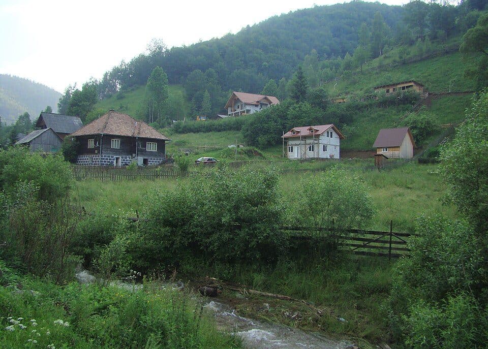 Stațiunea Muntele Băișorii - Gera - Muntele Băișorii (La Cruce)