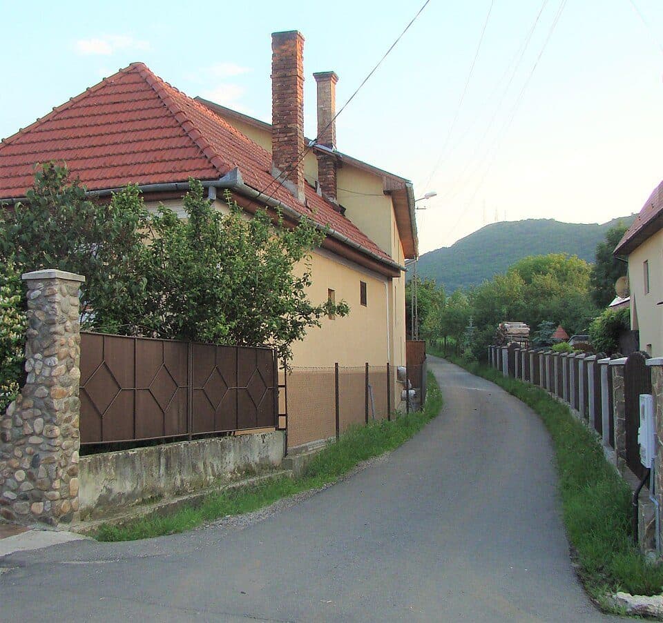 Liteni - Cetatea Lita - Moara de Pădure (La Poruț)