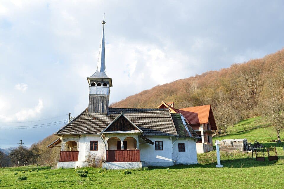 sat Bulzeștii de Jos - Cheile Ribiței