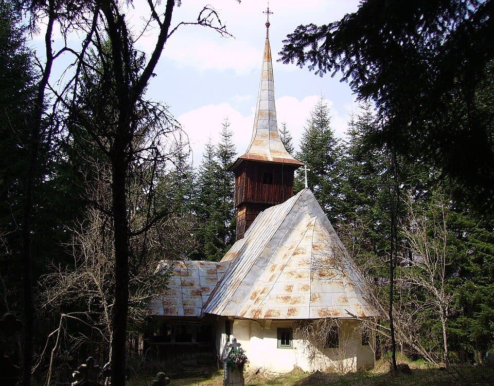 locul Între Ape - sat Tomnatec - Muntele Găina Cruce