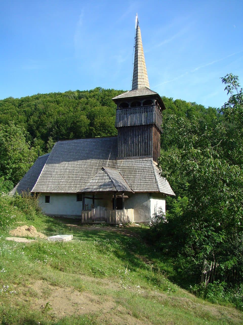 locul Între Ape - sat Tomnatec - Muntele Găina Cruce