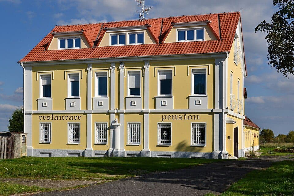 [M] Žatec (žst.) - Vikletice