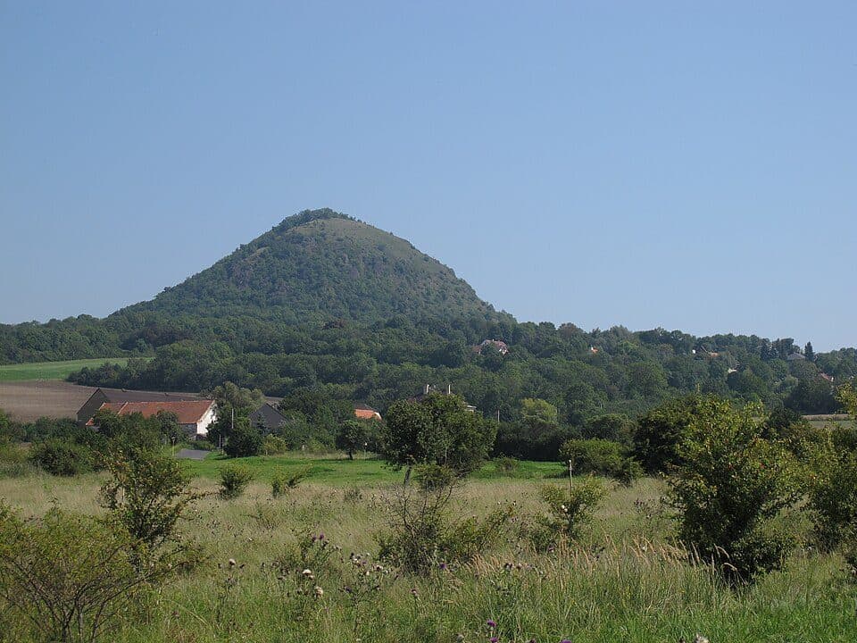 [M] Odbočka na vrchol Milá