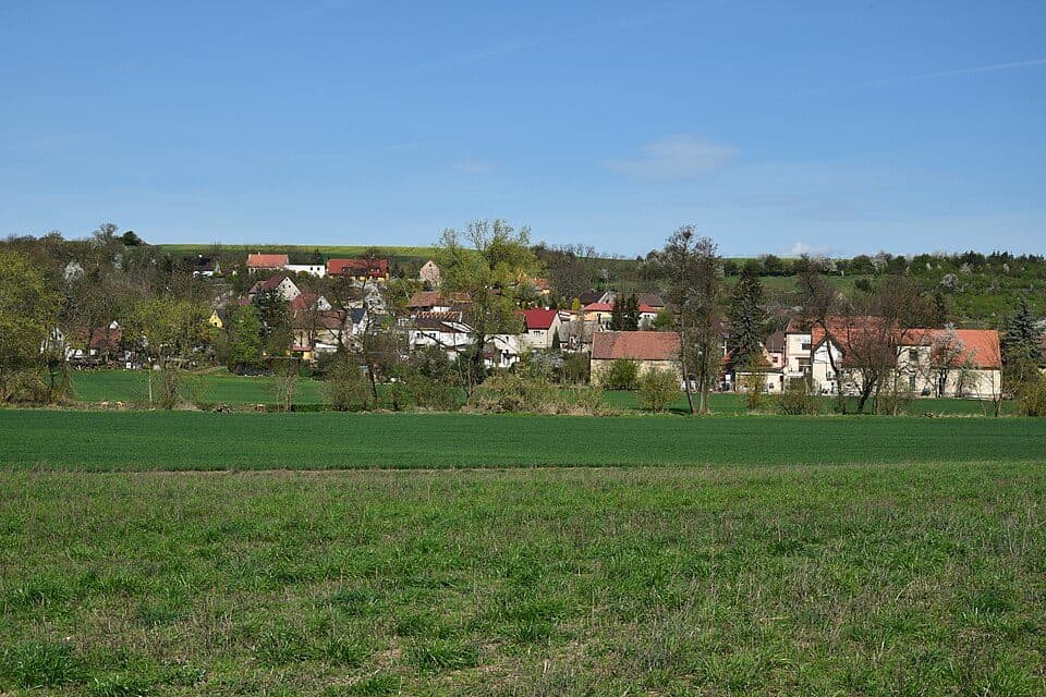 [M] Holedeč (žst) – Konětopy (žst)