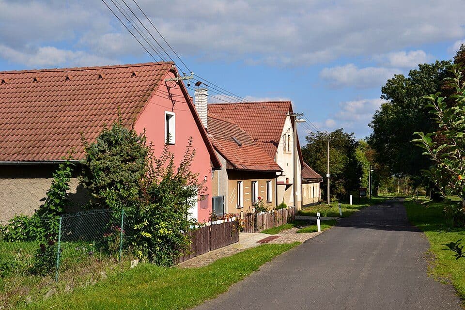 [M] Žatec (žst.) - Vikletice