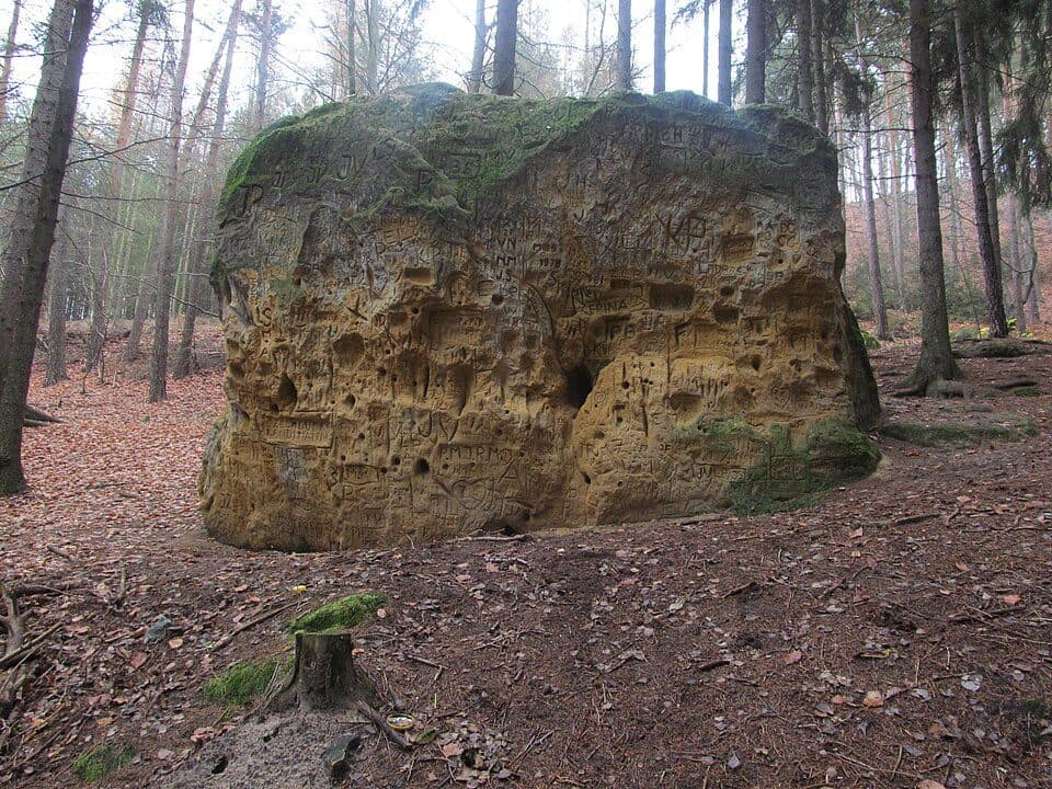 Pnětluky — zdjęcie 2