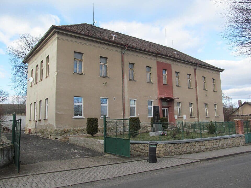 Opočno (powiat Louny) — zdjęcie 2
