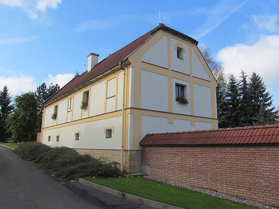 [M] Holedeč (žst) – Konětopy (žst)