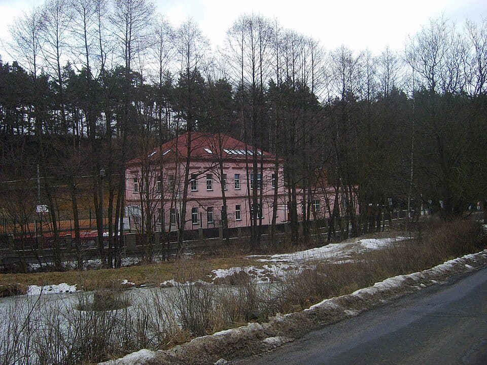 [M] Dalovice - Stráň