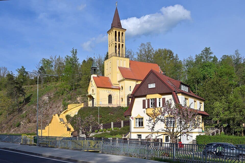 [M] Dalovice - Stráň
