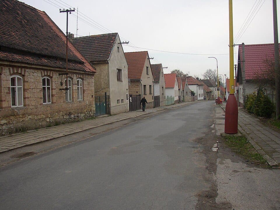 [Ž] Kounov (žst.) - Pod Džbánem