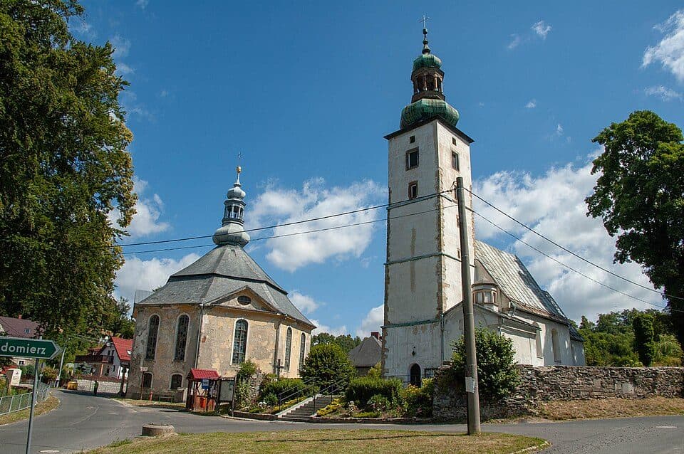 Komarno – Ruiny zamku Niesytno