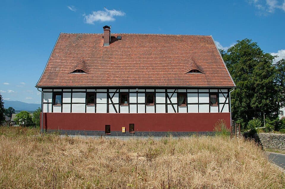 Komarno – Ruiny zamku Niesytno