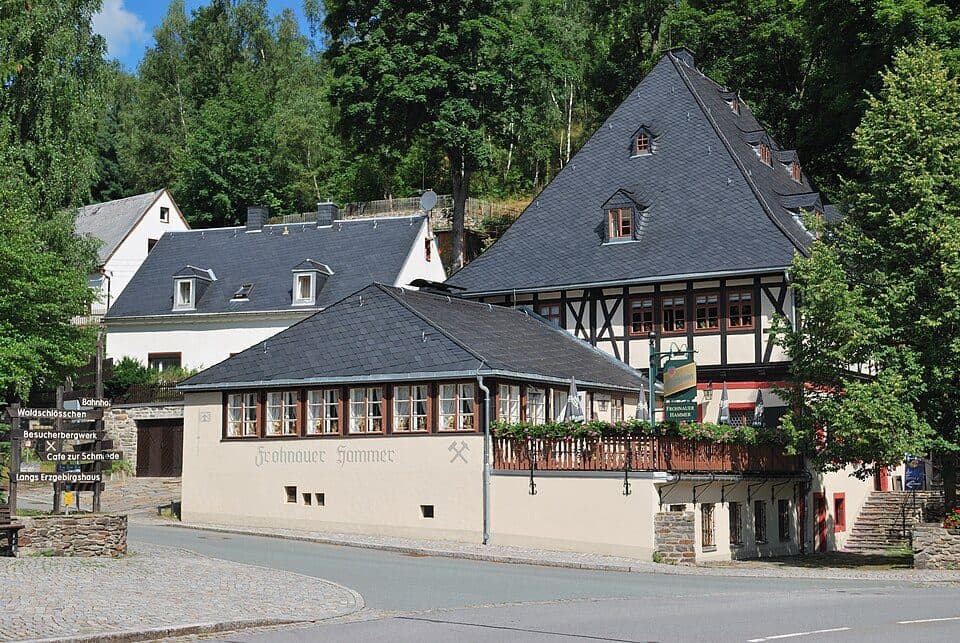 Bergbaulehrpfad am Flößgraben entlang