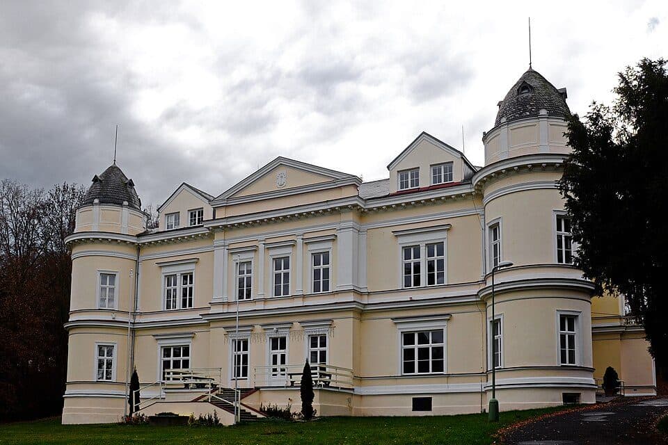 [M] Dalovice - Stráň