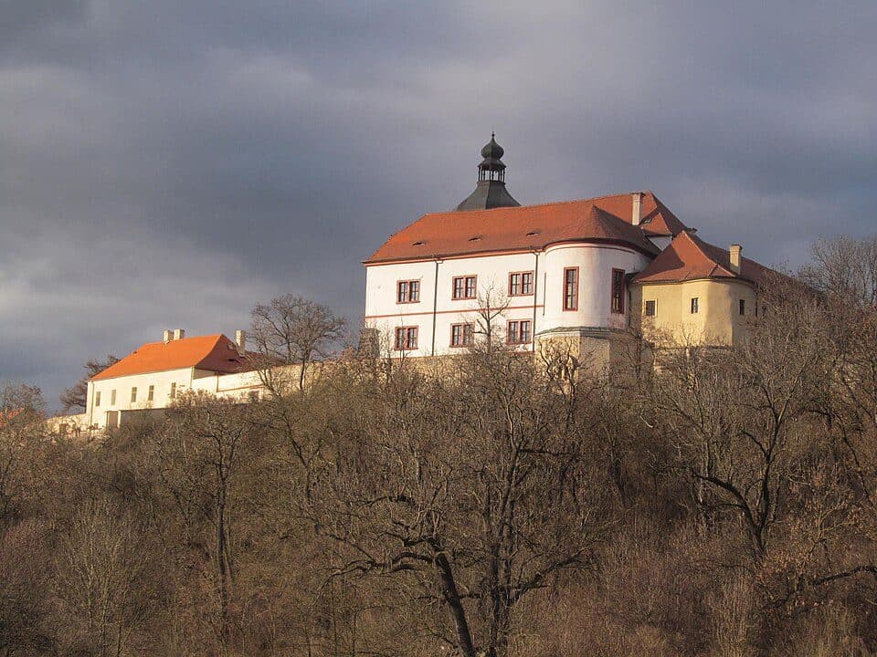 Nový Hrad Jimlín