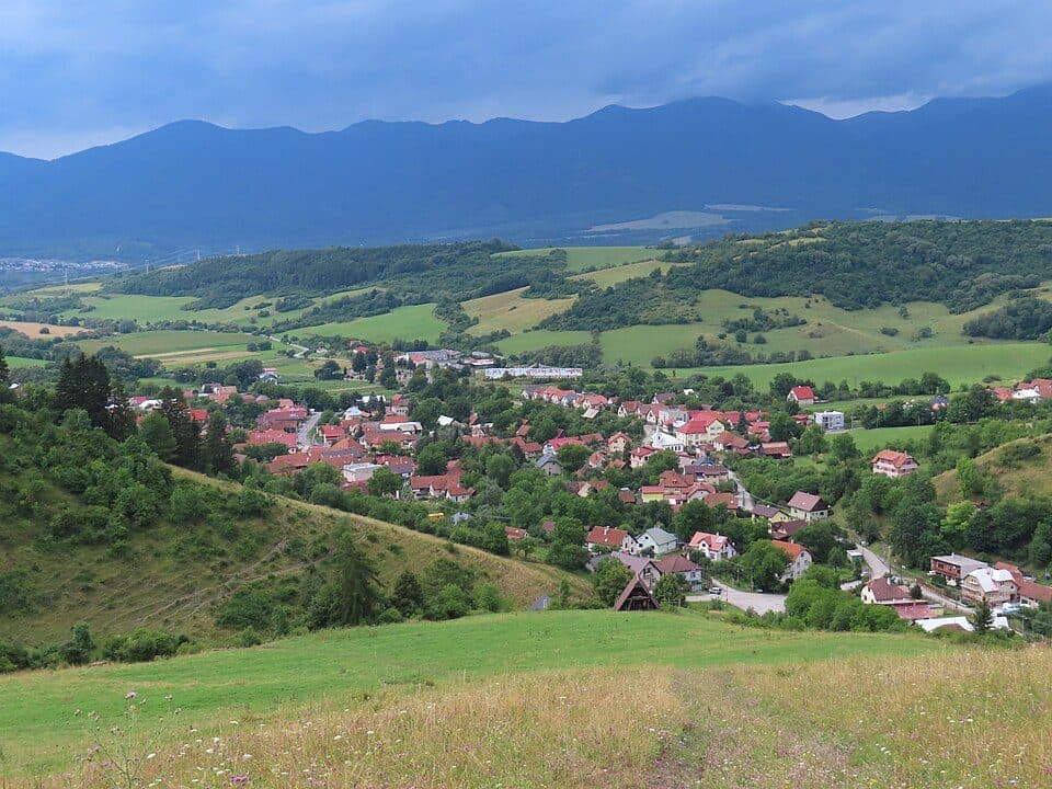 Podhradie - Zvyšky Sučianskeho hradu