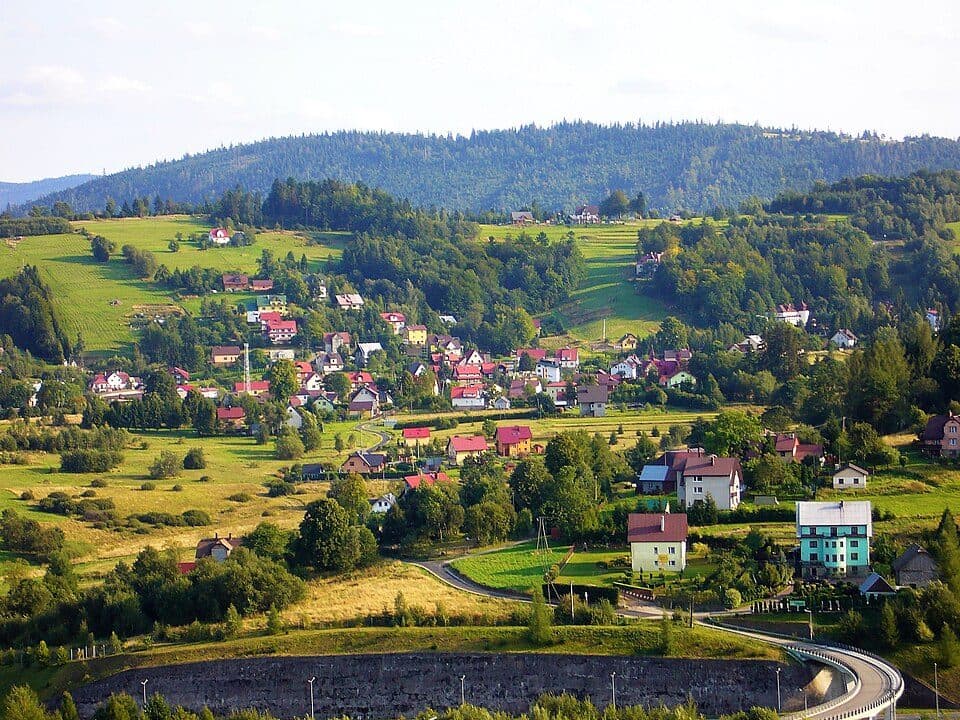 Zwardoń Dworzec Beskidzki - Osiedle Mały Rachowiec