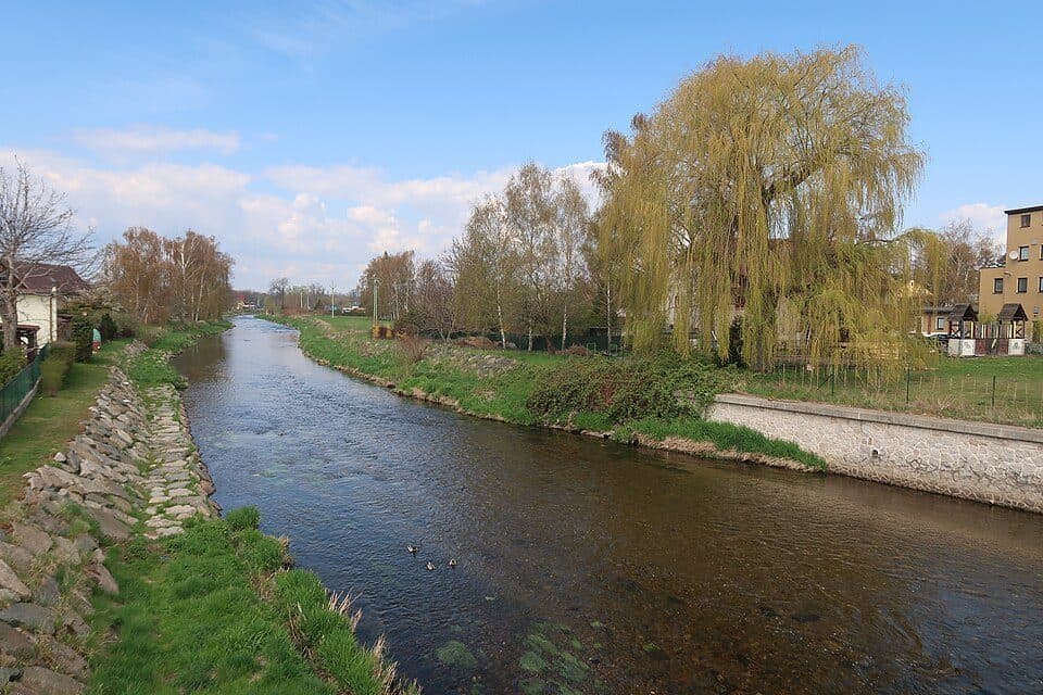 [Z] Bílá kuchyně - Hrádek nad Nisou