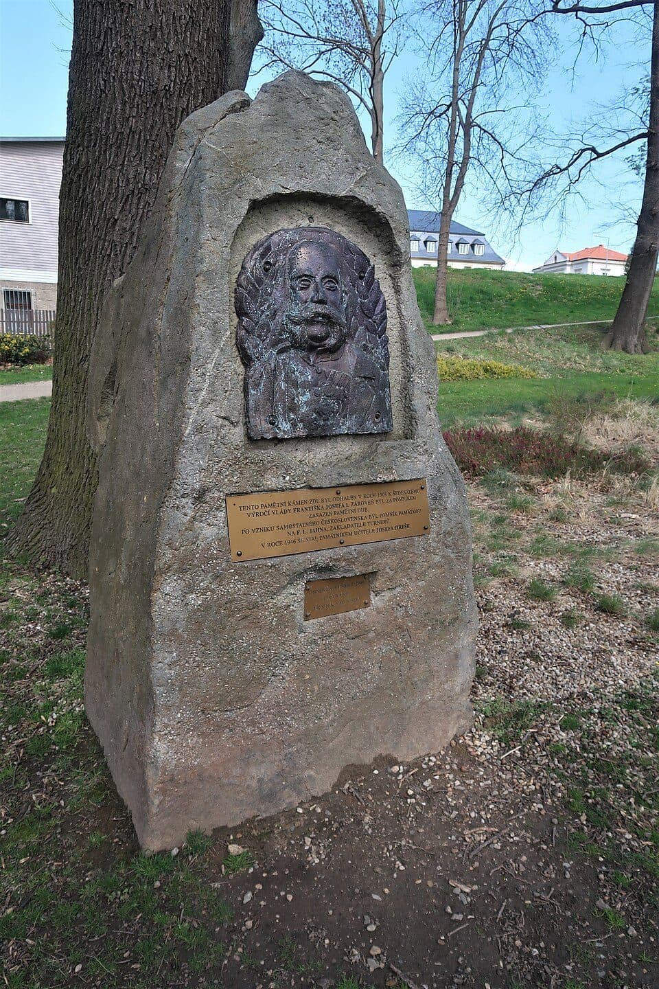 [Z] Bílá kuchyně - Hrádek nad Nisou