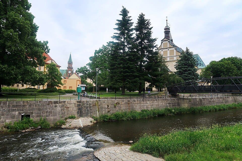 [Z] Nové Město pod Smrkem - Lužec