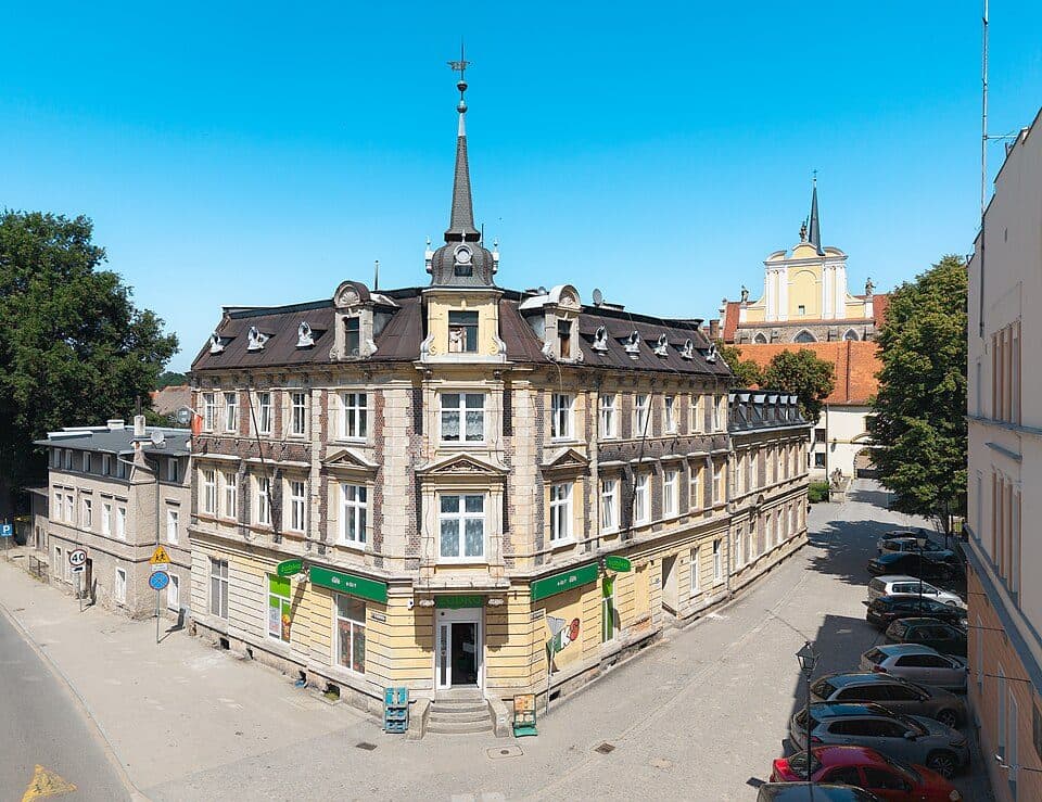 parkowy niebieski