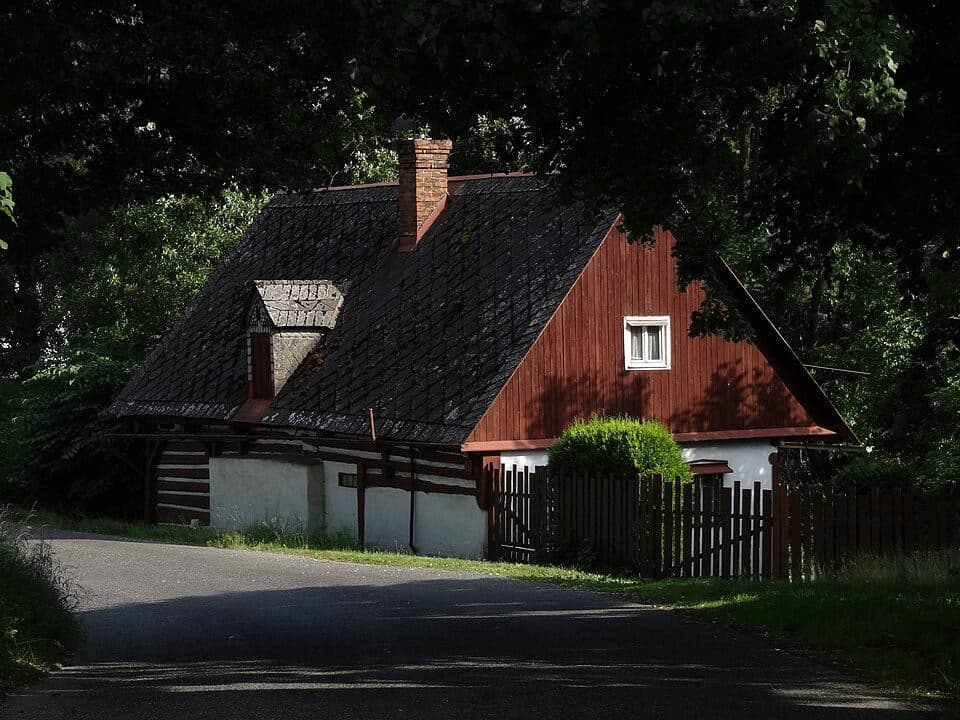 [M] odbočka: Křížová cesta a Kaple Božího hrobu