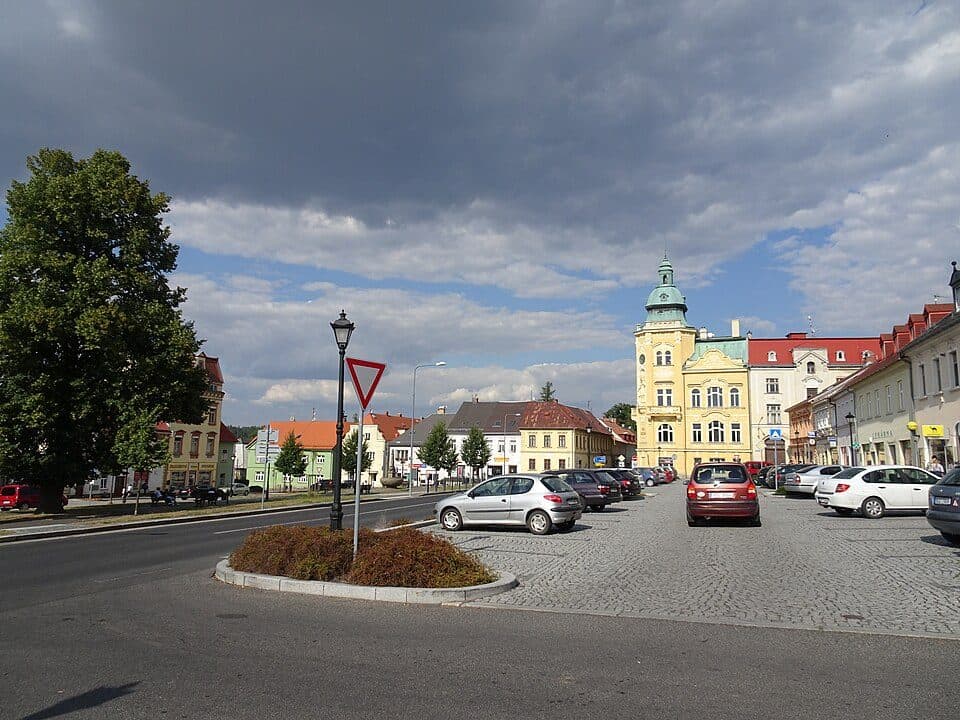 Neusalza-Spremberg - Grossdehsa (gelber Strich)
