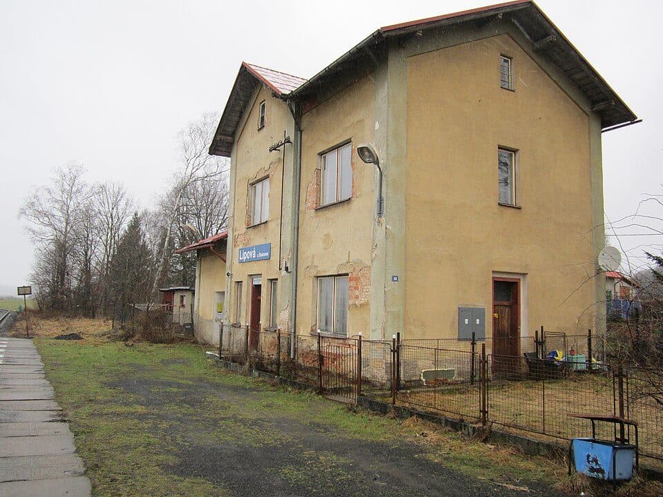 Kostelní stezka