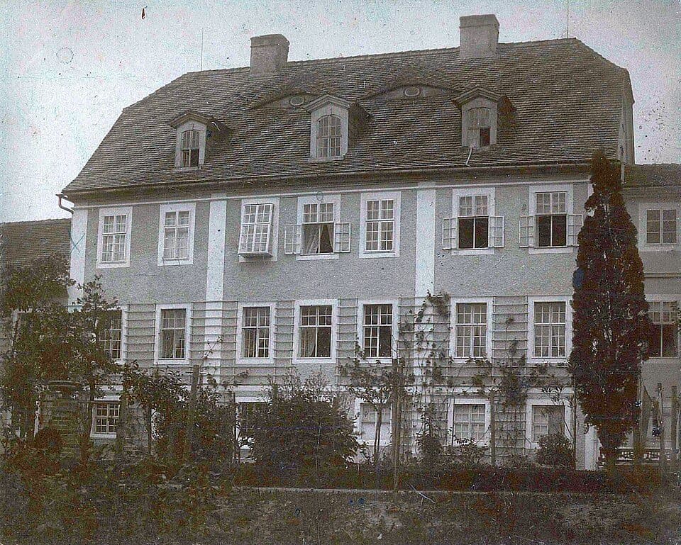 Zinzendorf-Lehrpfad (grüner Diagonalstrich)