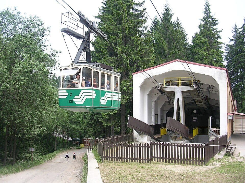 [Č] Mohyla letců
