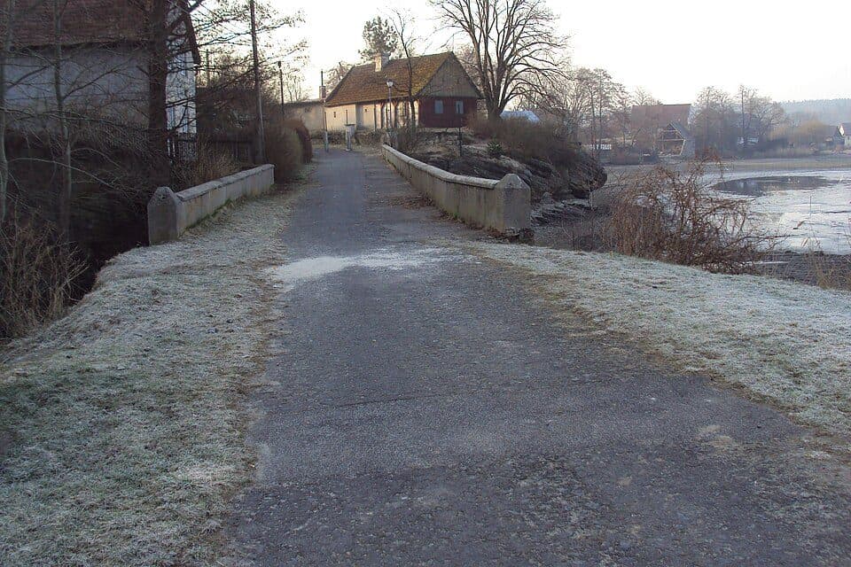 [Z] Čap - Kravaře