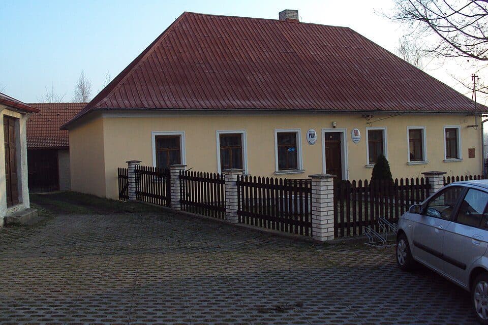 [M] Jiljov - skalní tvrz