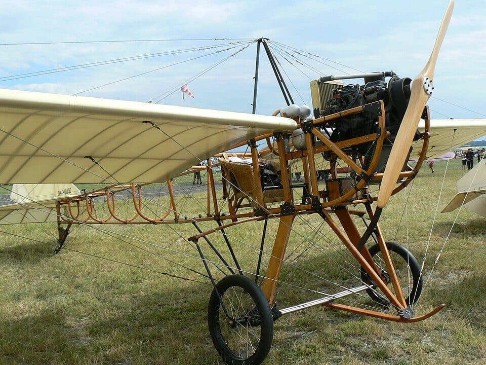 Metoděj-Vlach-Luftfahrtmuseum — Foto 3