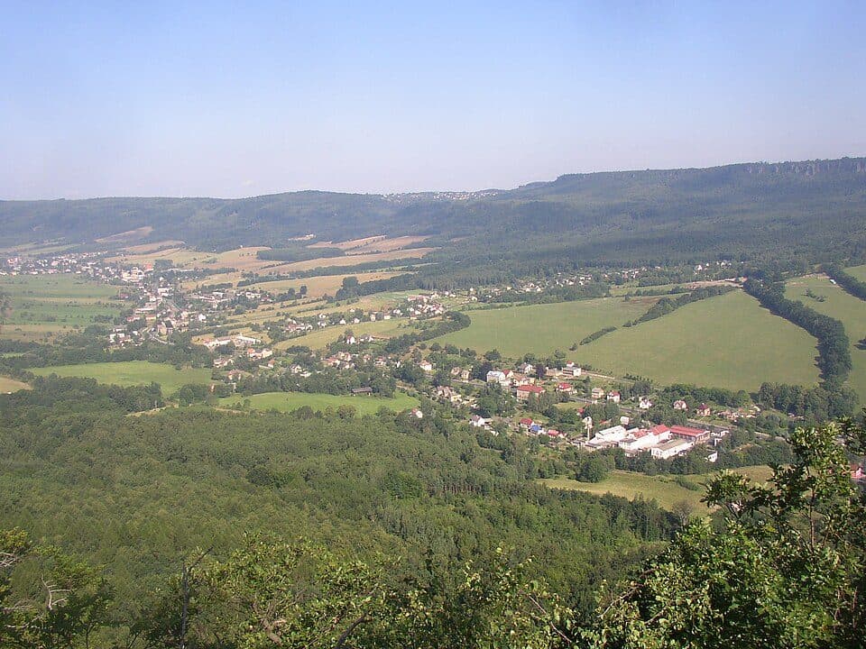 [Ž] Ostrov - Libouchec