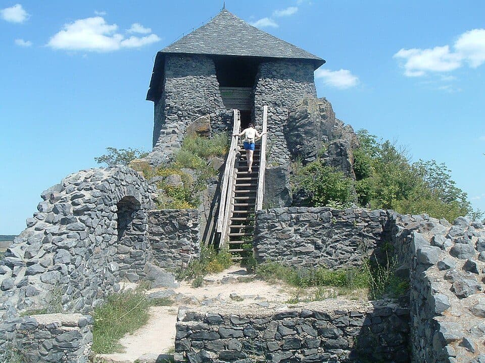 P▲ (Boszorkánykő)