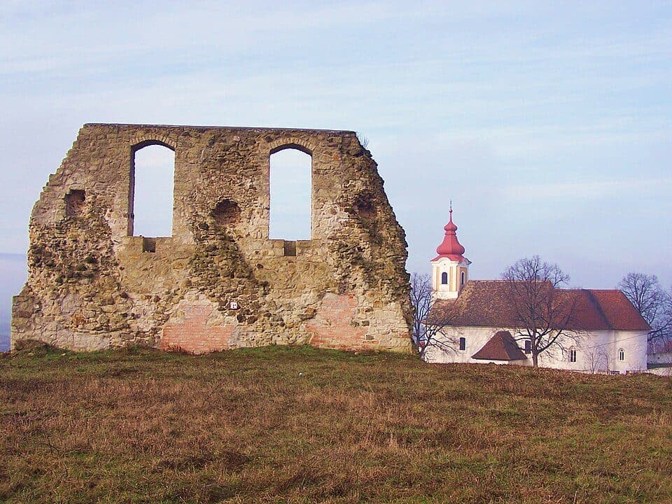K▙ (Tari udvarház)