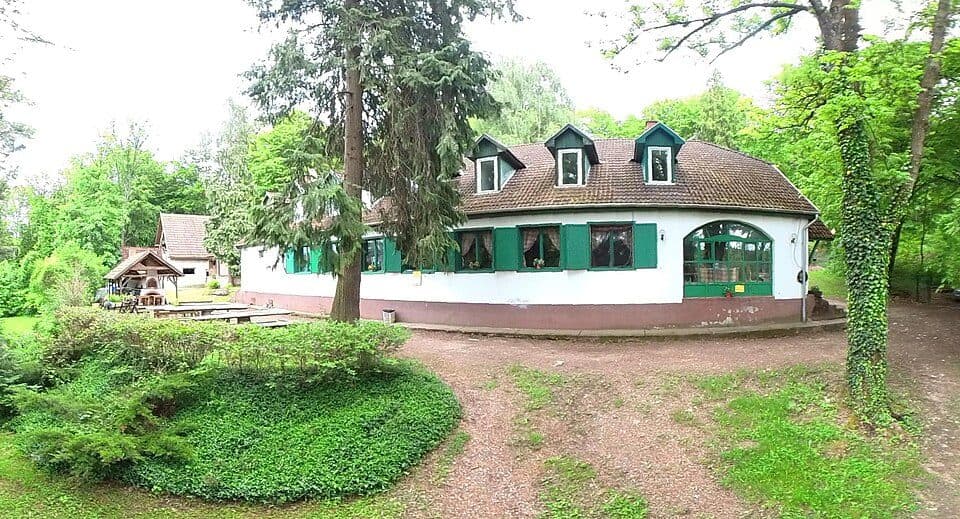 Fehérkőlápai turistaház