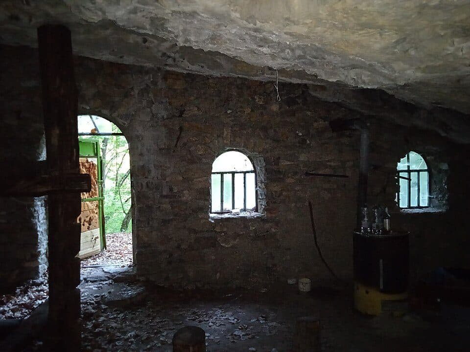 P (Kazincbarcika – Buzgó-kő)