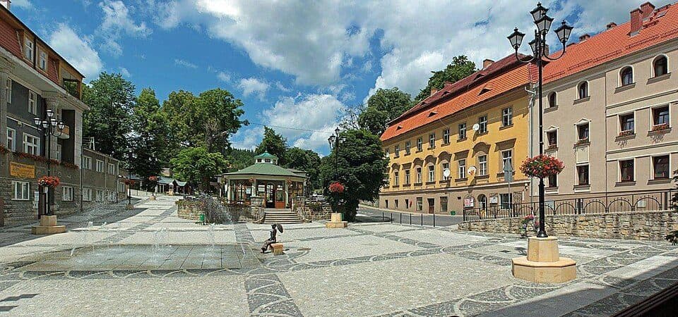 Jedlina Zdrój stacja kolejowa - Jałowiec - Głuszyca stacja kolejowa
